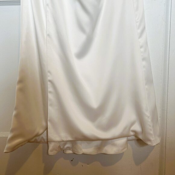 Milla White Mock Neck Sleeveless Low Slit Dress - Picture 9 of 16